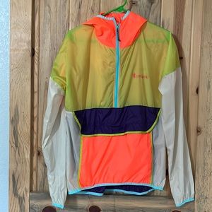 Cotopaxi windbreaker